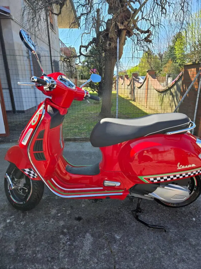 Vespa GTS 300 Super (2023 - 24) (5)