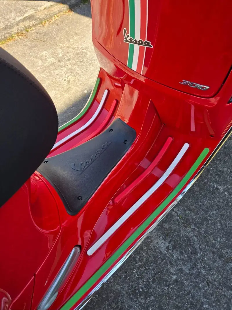 Vespa GTS 300 Super (2023 - 24) (7)