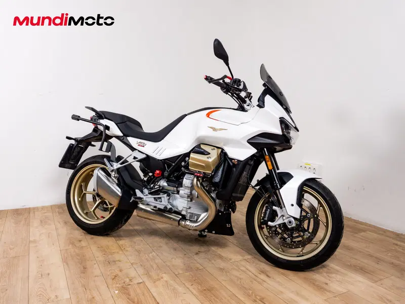 Moto Guzzi V100 Mandello (2022 - 24) (2)