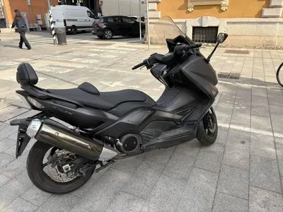 Yamaha T-Max 530 (2015 - 16) usata