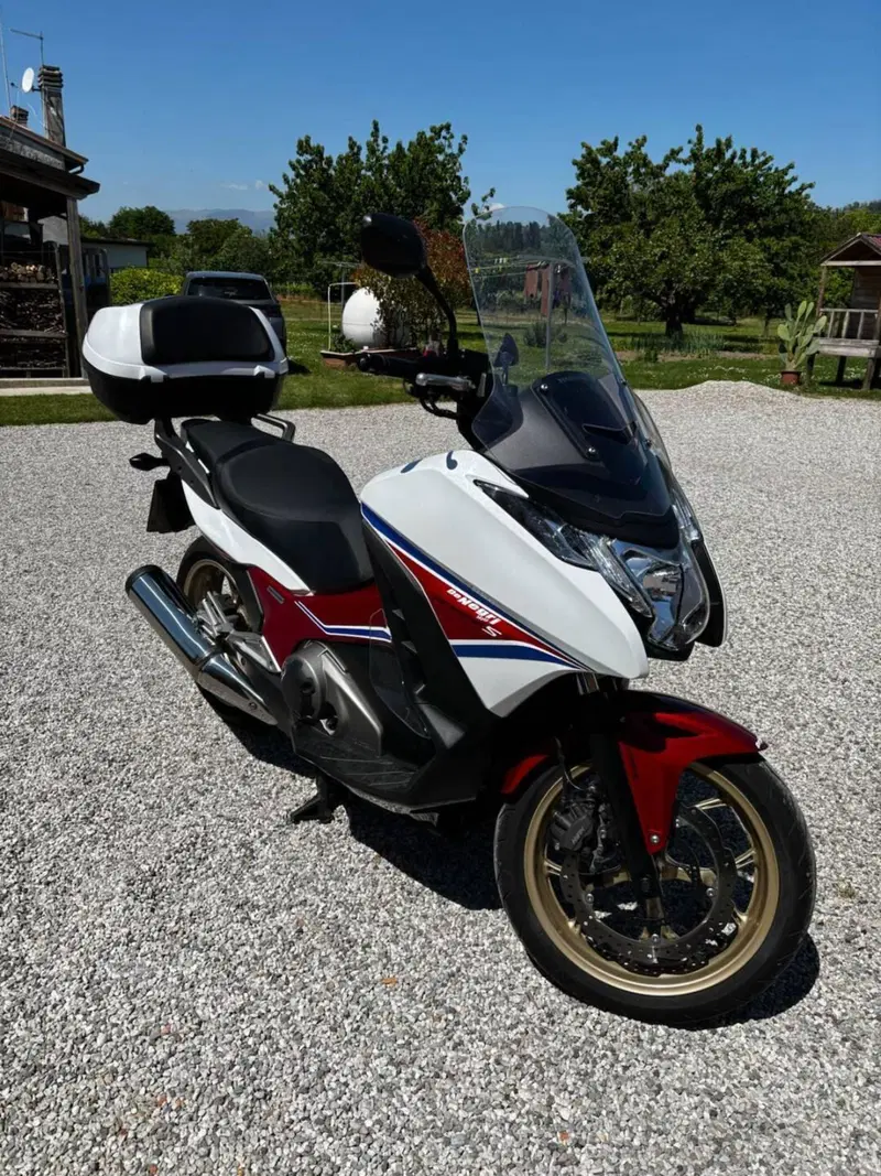 Honda Integra 750 DCT ABS (2014 - 15) (4)