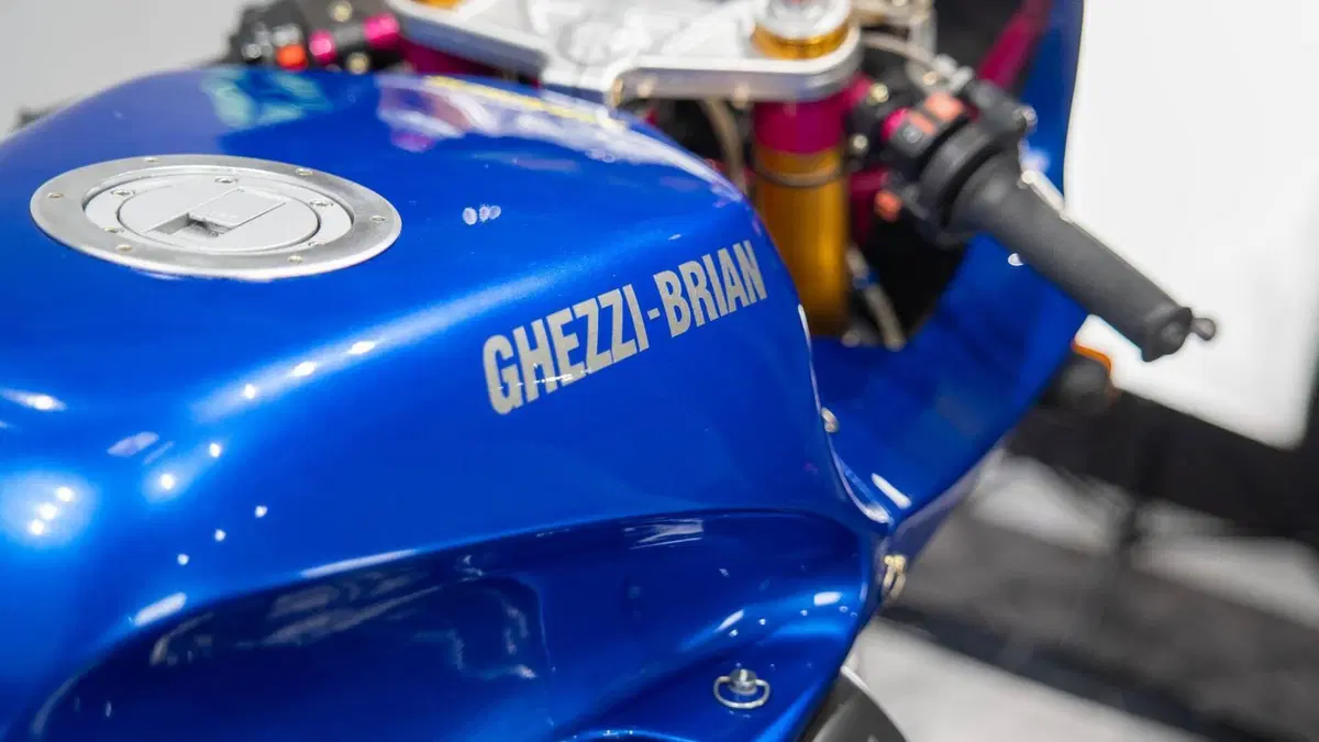 Ghezzi-Brian Super Twin (2001 - 03) (17)