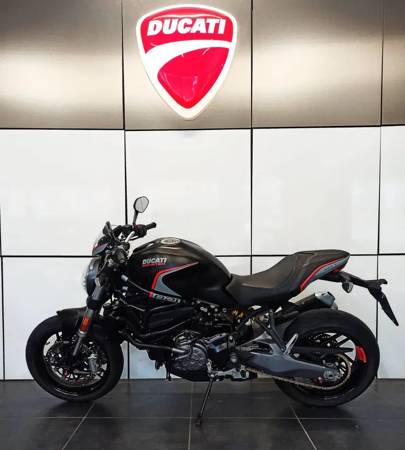 Ducati Monster 821 Stealth (2019 - 20) (5)