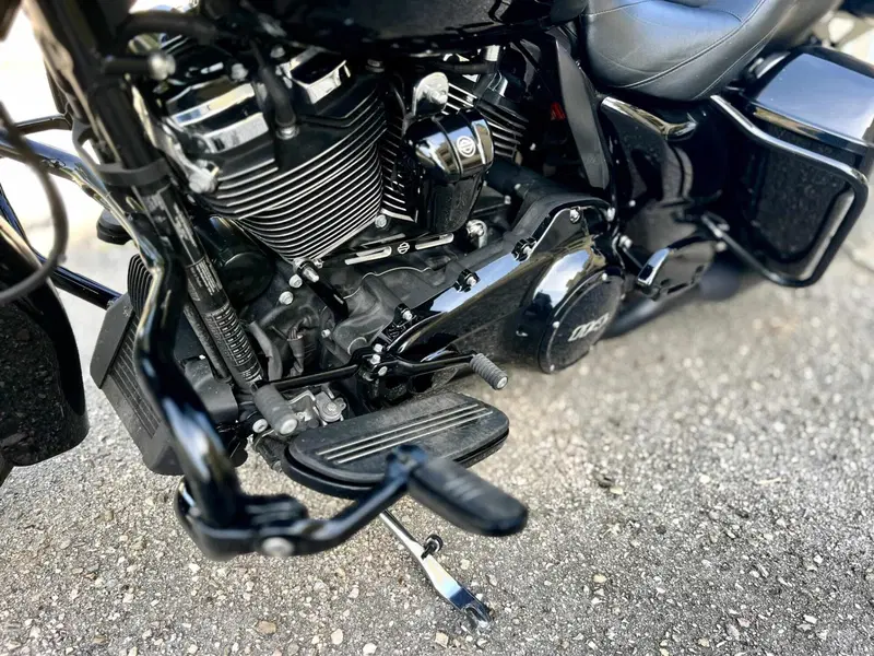 Harley-Davidson Street Glide Special (2021 - 23) (10)