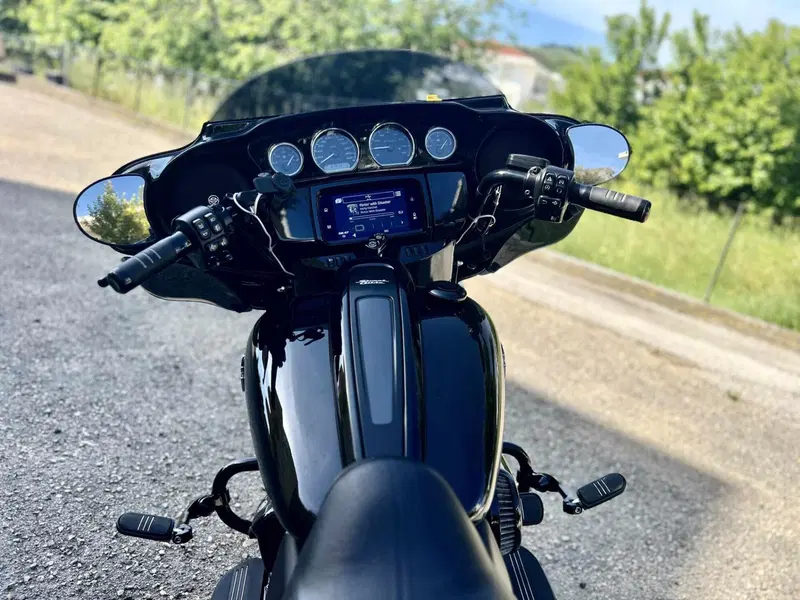 Harley-Davidson Street Glide Special (2021 - 23) (14)