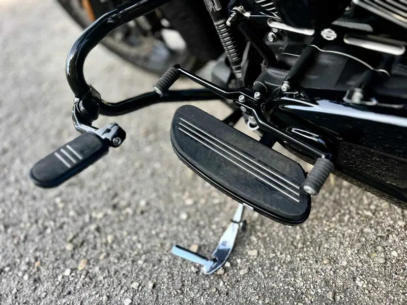 Harley-Davidson Street Glide Special (2021 - 23) (20)