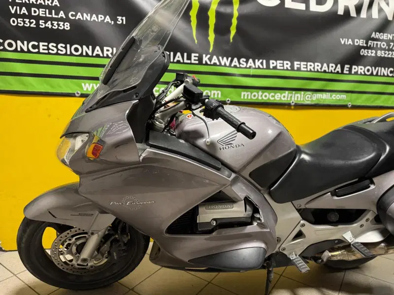 Honda Pan European (2002 - 07) (5)