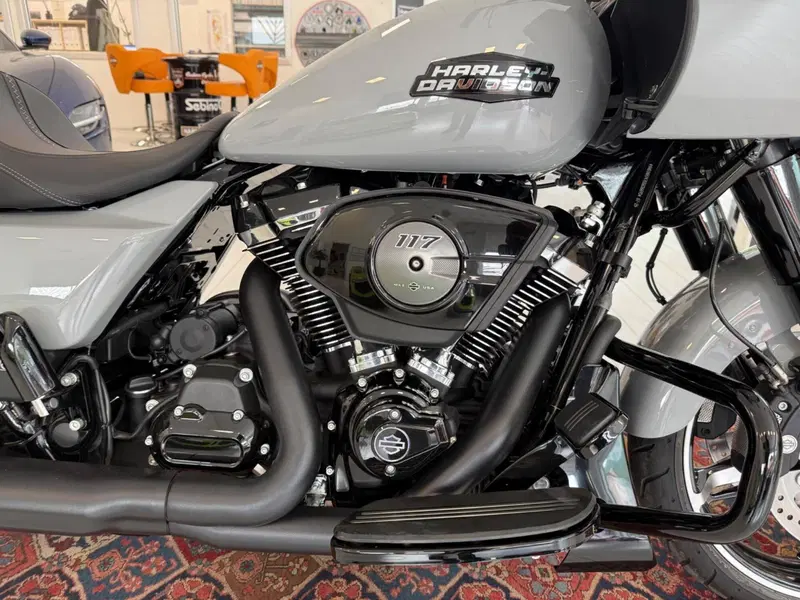 Harley-Davidson Road Glide (2024 - 26) (6)