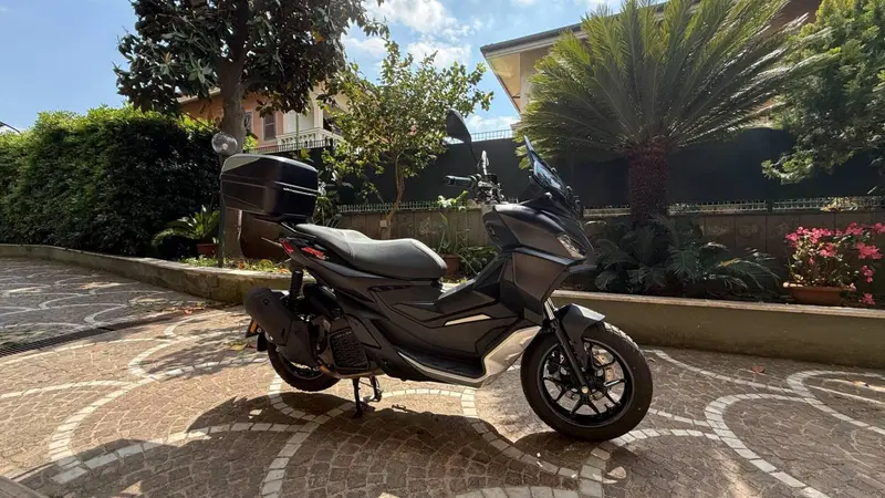 Aprilia SR GT 200 (2022 - 24)