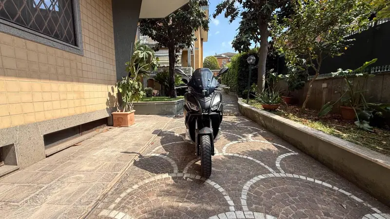 Aprilia SR GT 200 (2022 - 24) (2)
