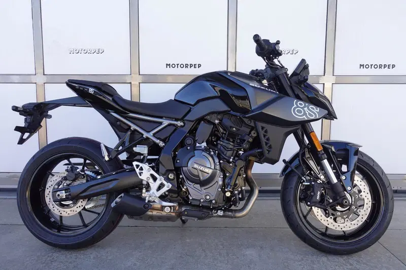 Suzuki GSX-8S (2025 - 26) (5)