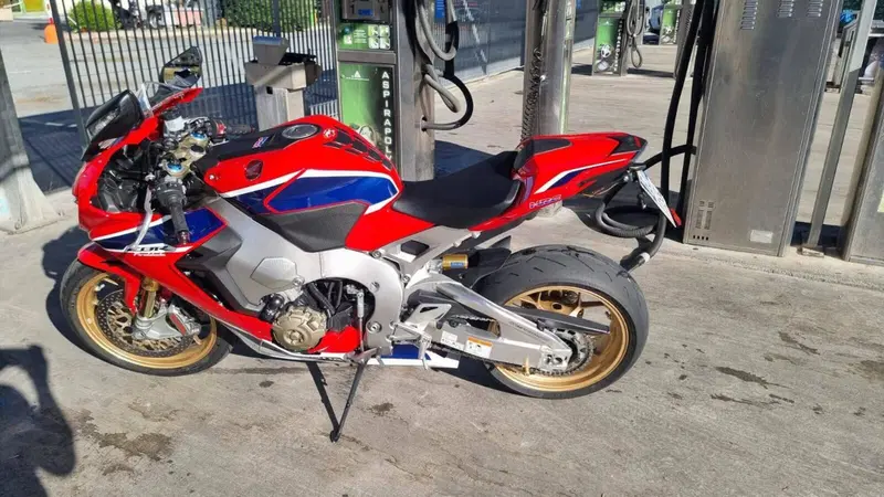 Honda CBR 1000 RR Fireblade SP (2017 - 19) (10)