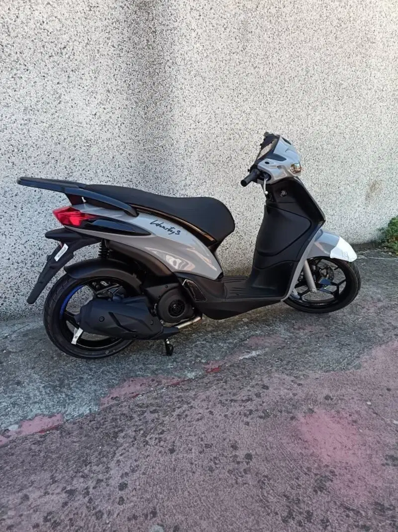 Piaggio Liberty 125 S (2025 - 26) (6)