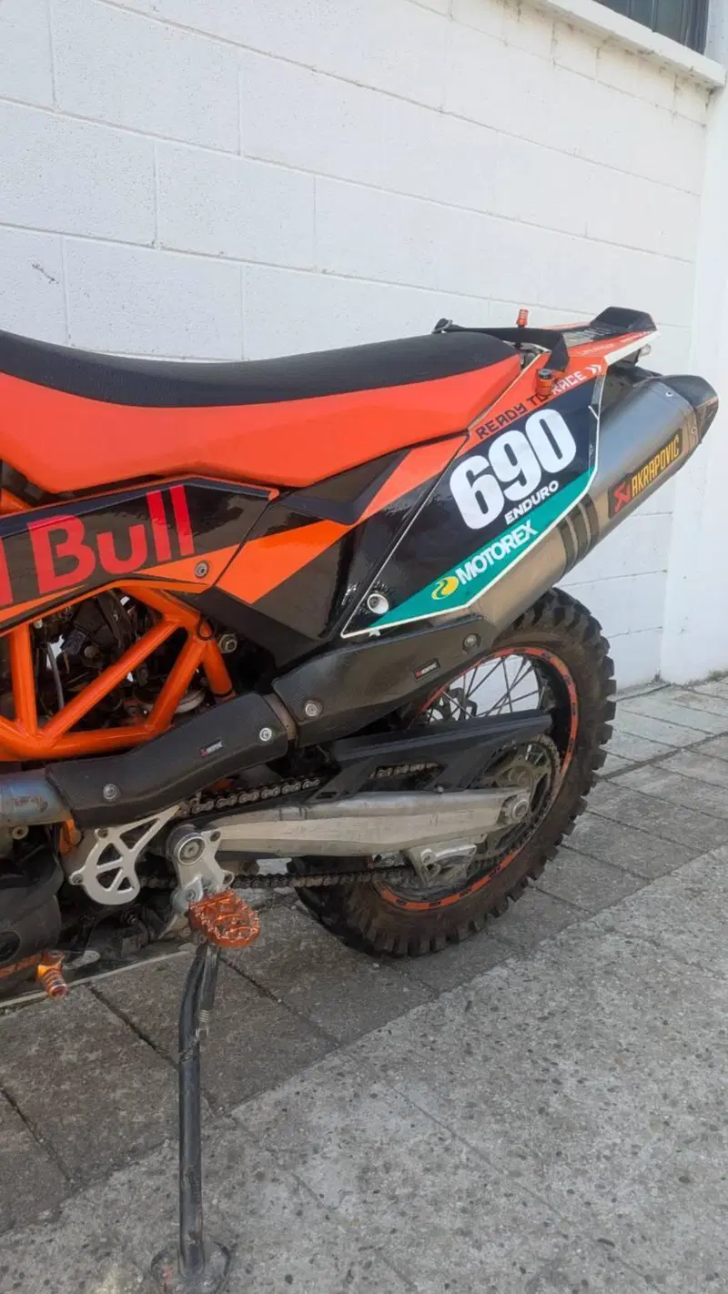 KTM 690 Enduro R (2012 - 17) (4)