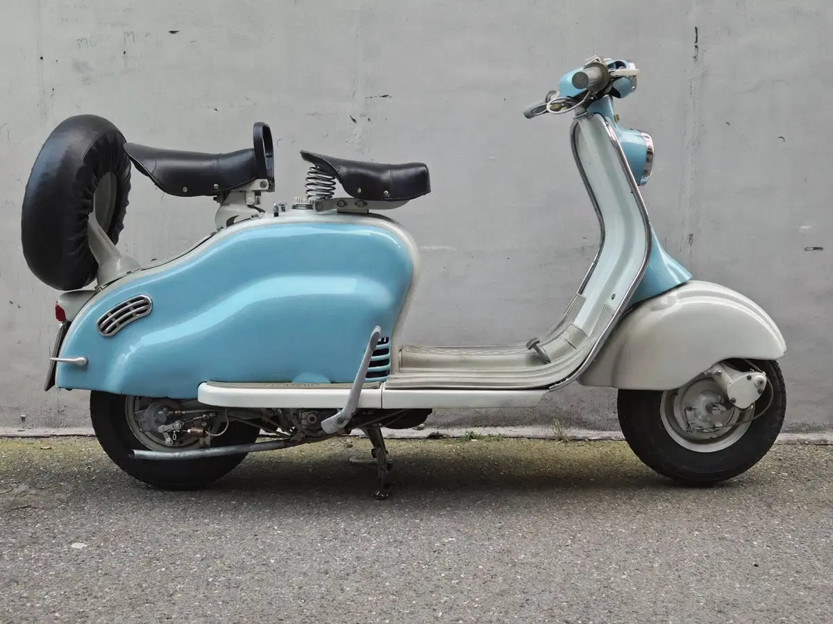 Innocenti LAMBRETTA  (2)