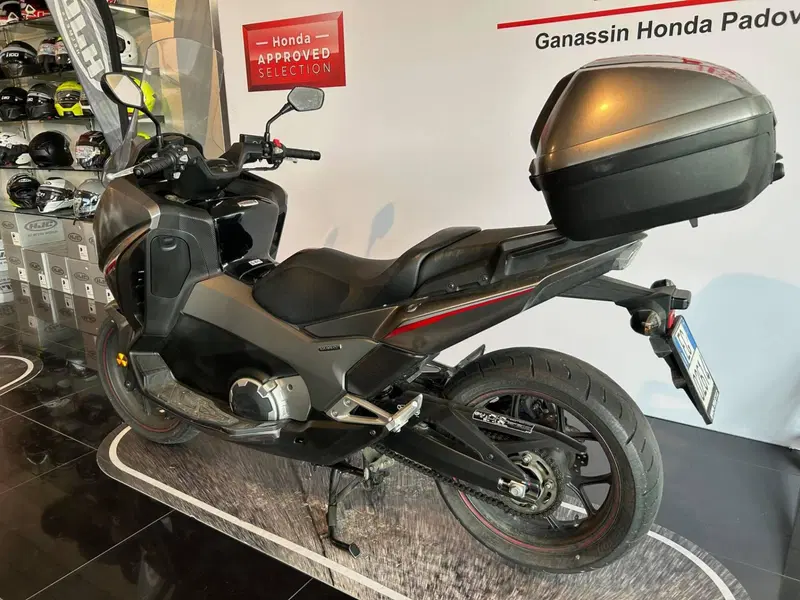 Honda Integra 750 DCT (2016 - 17) (6)