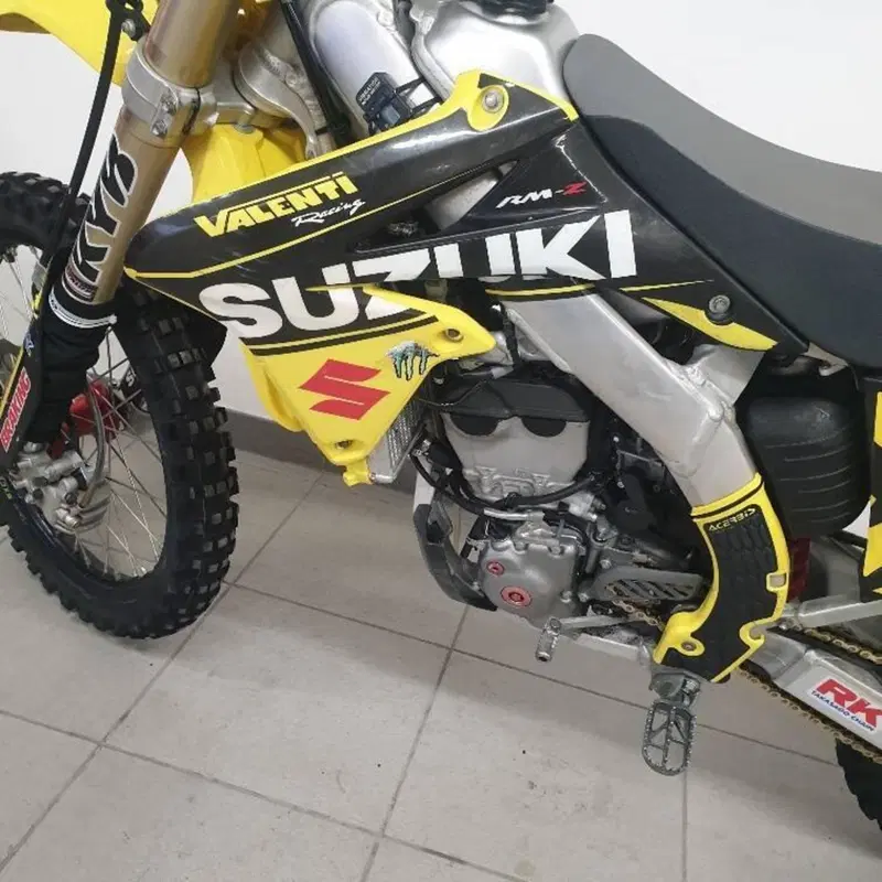 Suzuki RM-Z 250 (2015) (2)