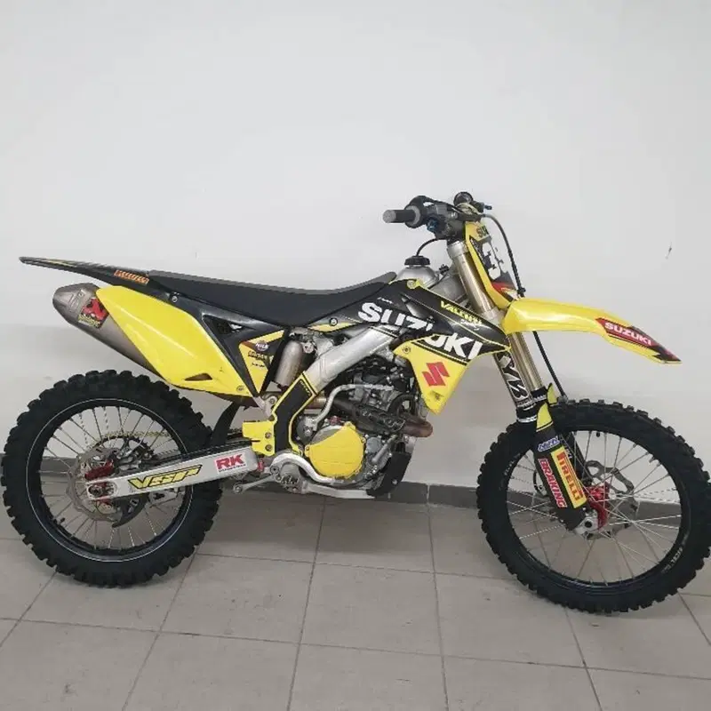 Suzuki RM-Z 250 (2015) (5)