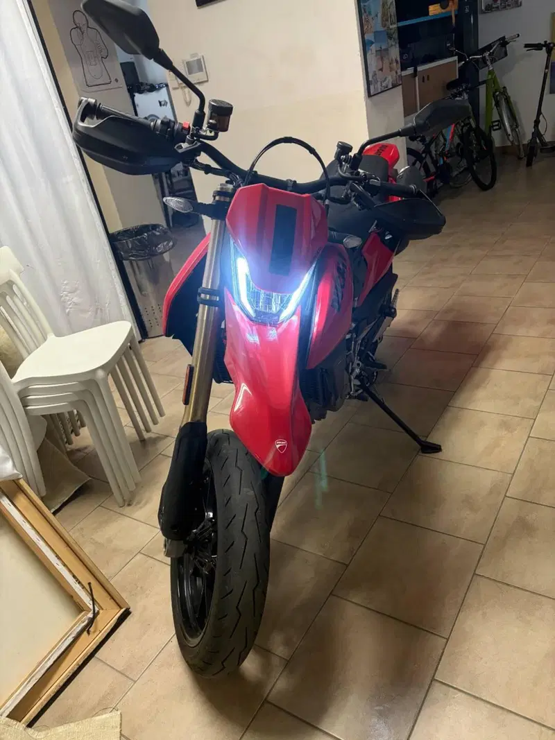 Ducati Hypermotard 698 Mono (2024 - 26) (4)