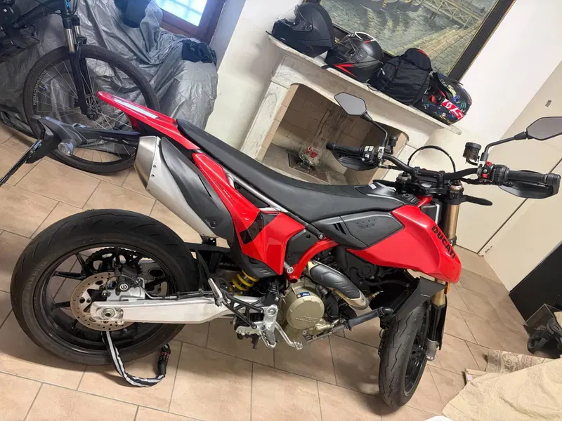 Ducati Hypermotard 698 Mono (2024 - 26) (6)