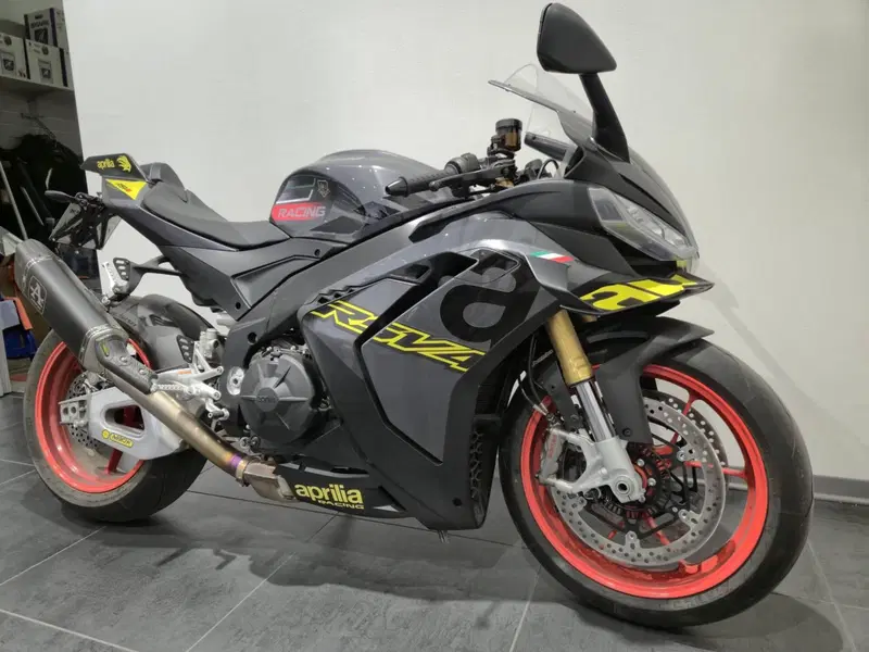 Aprilia RSV4 1100 (2025 - 26) (7)
