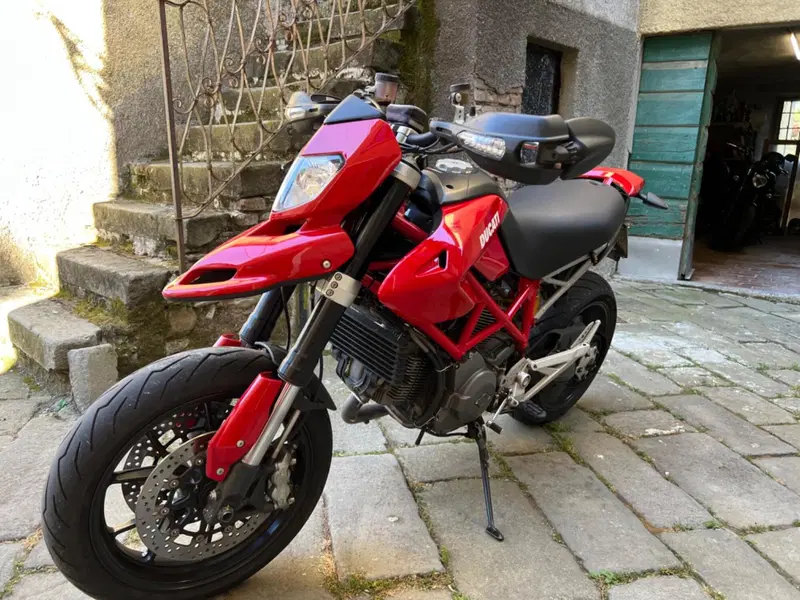 Ducati Hypermotard 1100 EVO (2010 - 12) (3)