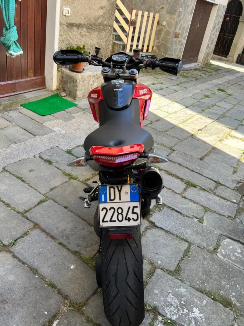 Ducati Hypermotard 1100 EVO (2010 - 12) (5)