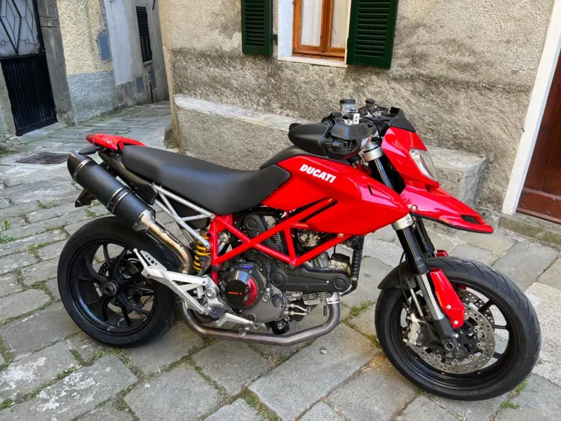 Ducati Hypermotard 1100 EVO (2010 - 12) (7)