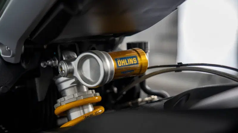 Triumph Street Triple 765 Moto2 Edition (2023 - 24) (17)