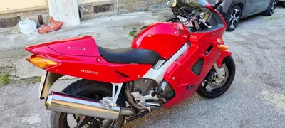 Honda VFR 800 (1998 - 01) usata