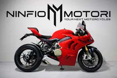 Ducati Panigale V4 S (2022 - 24) usata