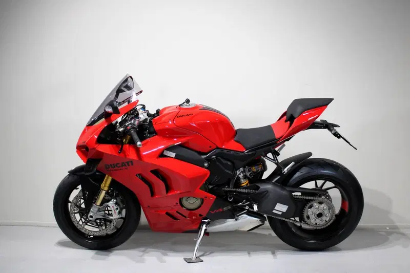Ducati Panigale V4 S (2022 - 24) (4)