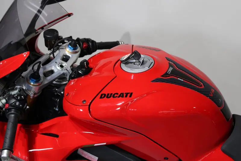 Ducati Panigale V4 S (2022 - 24) (5)