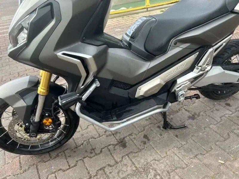 Honda X-ADV 750 (2017) (6)