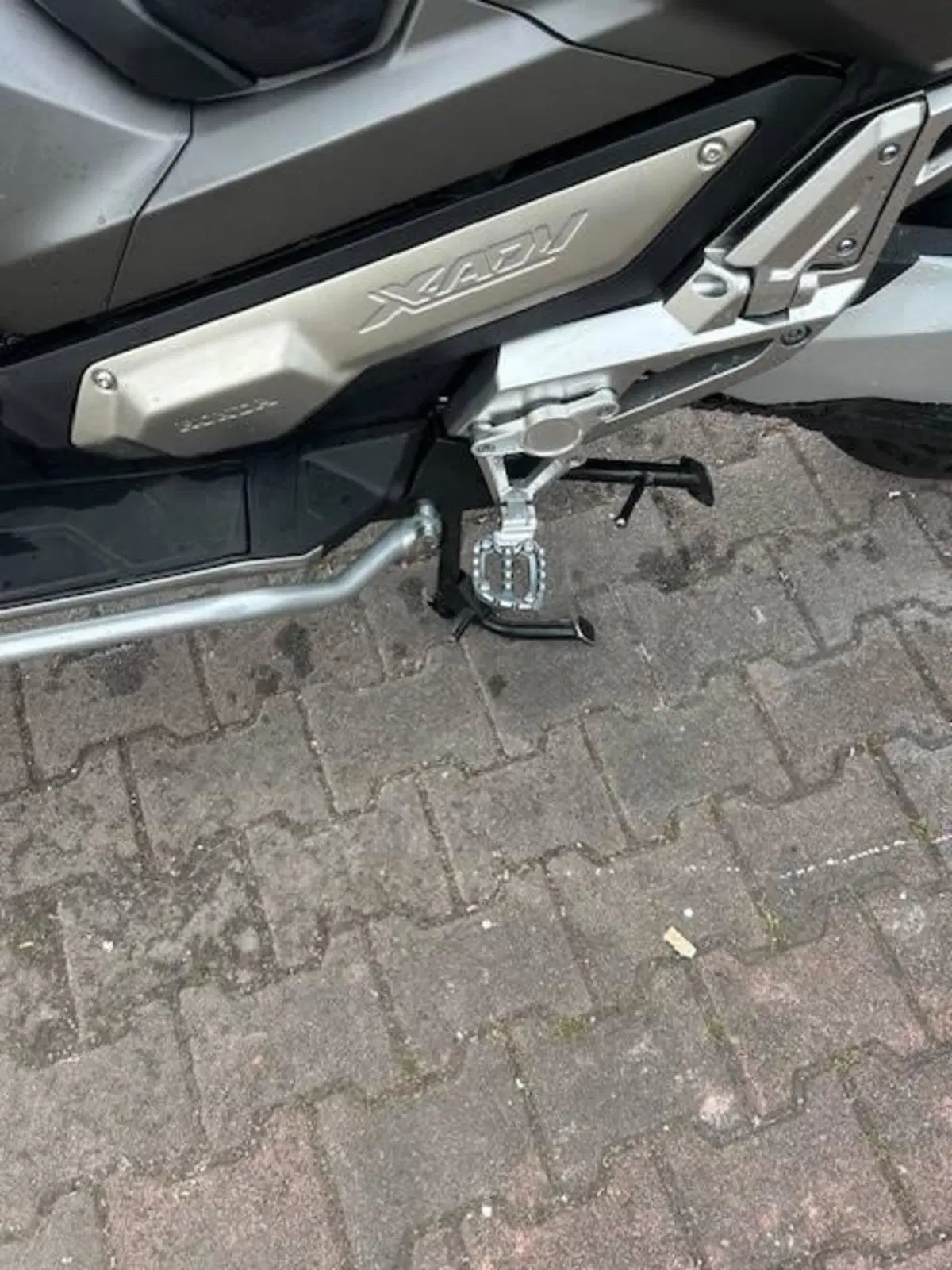 Honda X-ADV 750 (2017) (7)