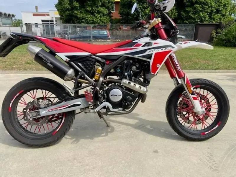 Fantic Motor XMF 125 Motard Competition 4t (2021 - 22) (5)