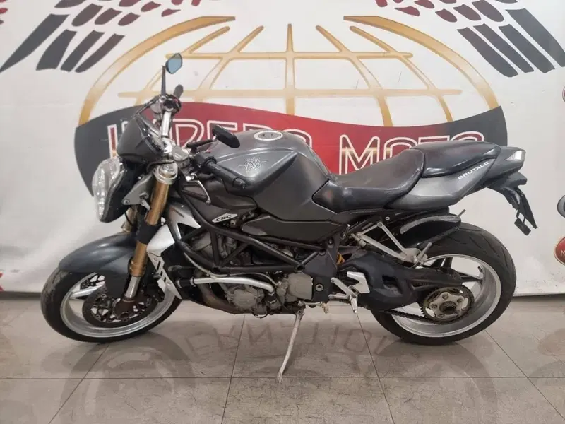 MV Agusta Brutale 750