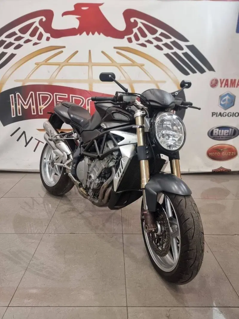 MV Agusta Brutale 750 (3)