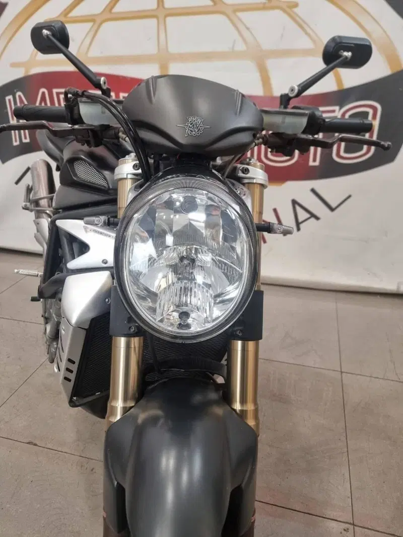 MV Agusta Brutale 750 (4)