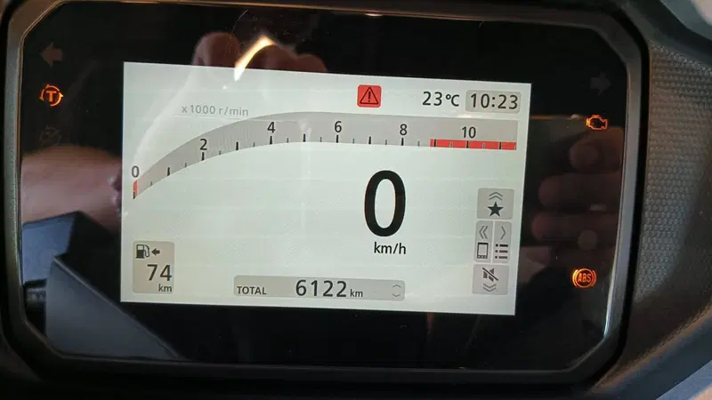 Honda Forza 350 (2025 - 26) (6)