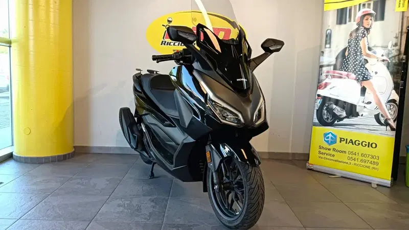 Honda Forza 350 (2025 - 26) (3)