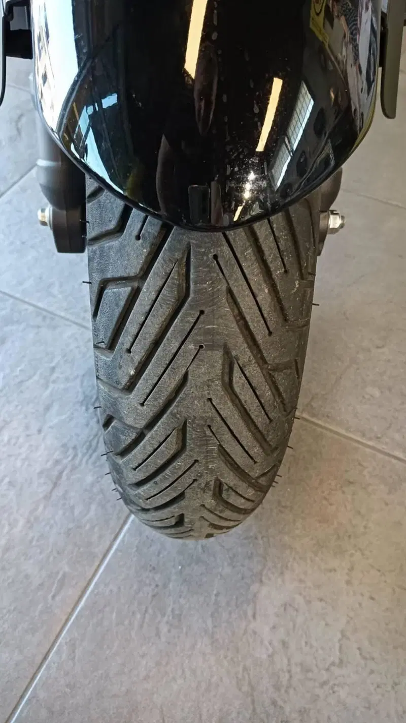 Honda Forza 350 (2025 - 26) (9)