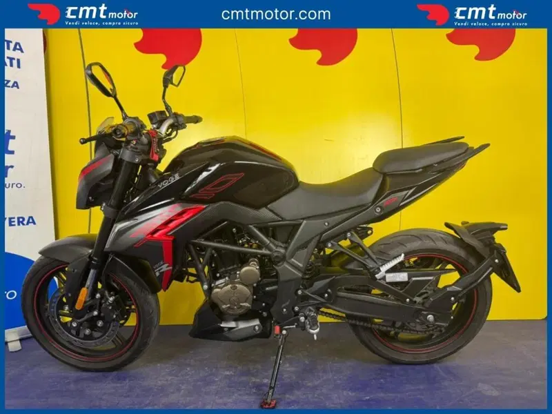 Voge Brivido 300R (2021 - 24) (3)
