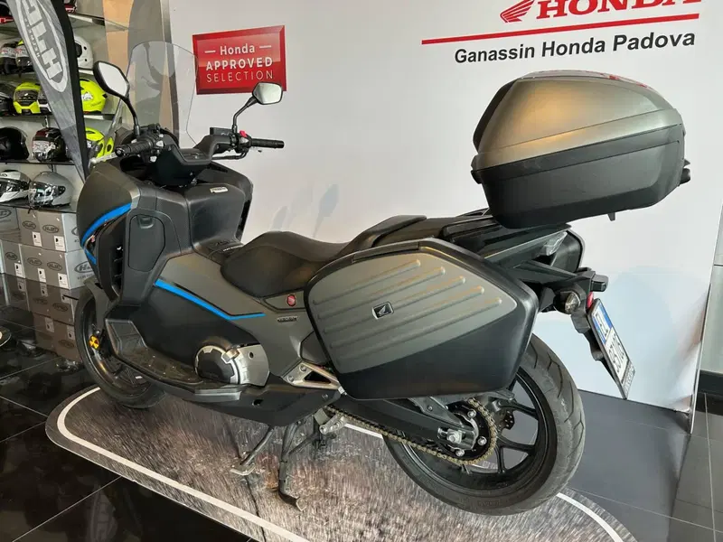Honda Integra 750 DCT Sport (2018 - 20) (6)