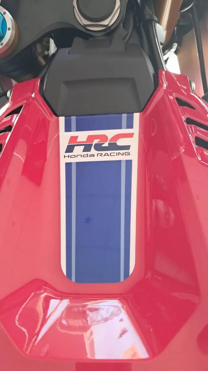 Honda CBR 1000 RR-R Fireblade SP (2024 - 26) (4)