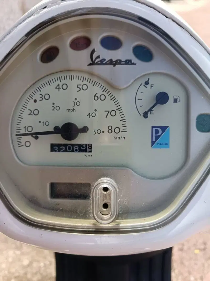Vespa LX 50 4T (2009 - 14) (7)