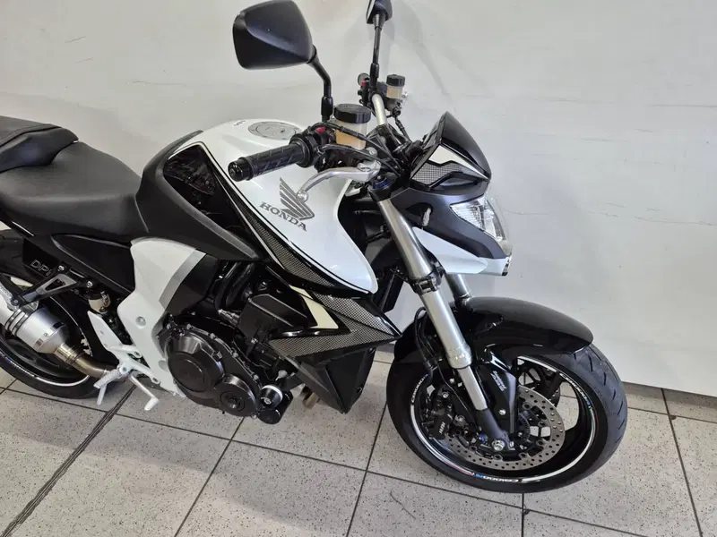 Honda CB 1000 R ABS (2011 - 17) (2)
