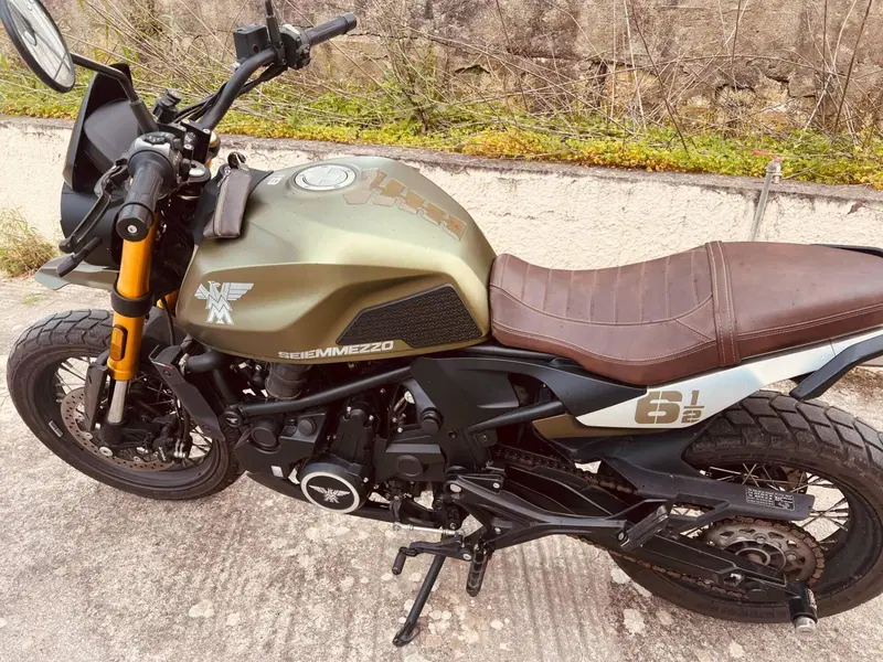 Moto Morini SEIEMMEZZO SCR (2022 - 26) (2)