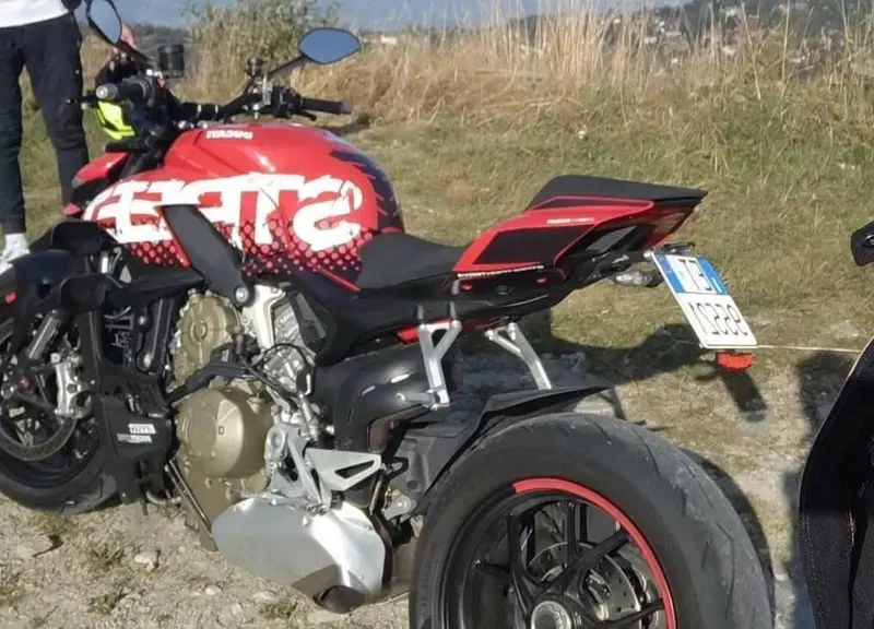 Ducati Streetfighter V4 1100 (2020) (5)