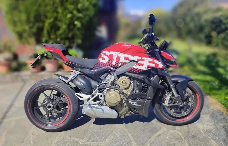 Ducati Streetfighter V4 1100 (2020) (3)
